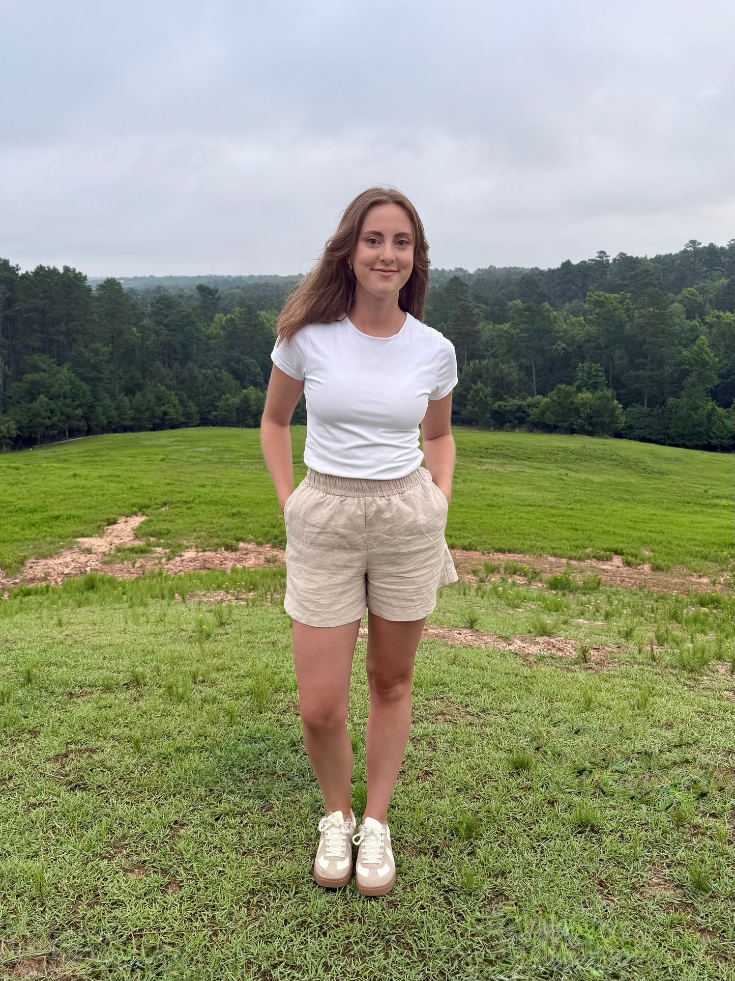 Margo Shorts in Beige