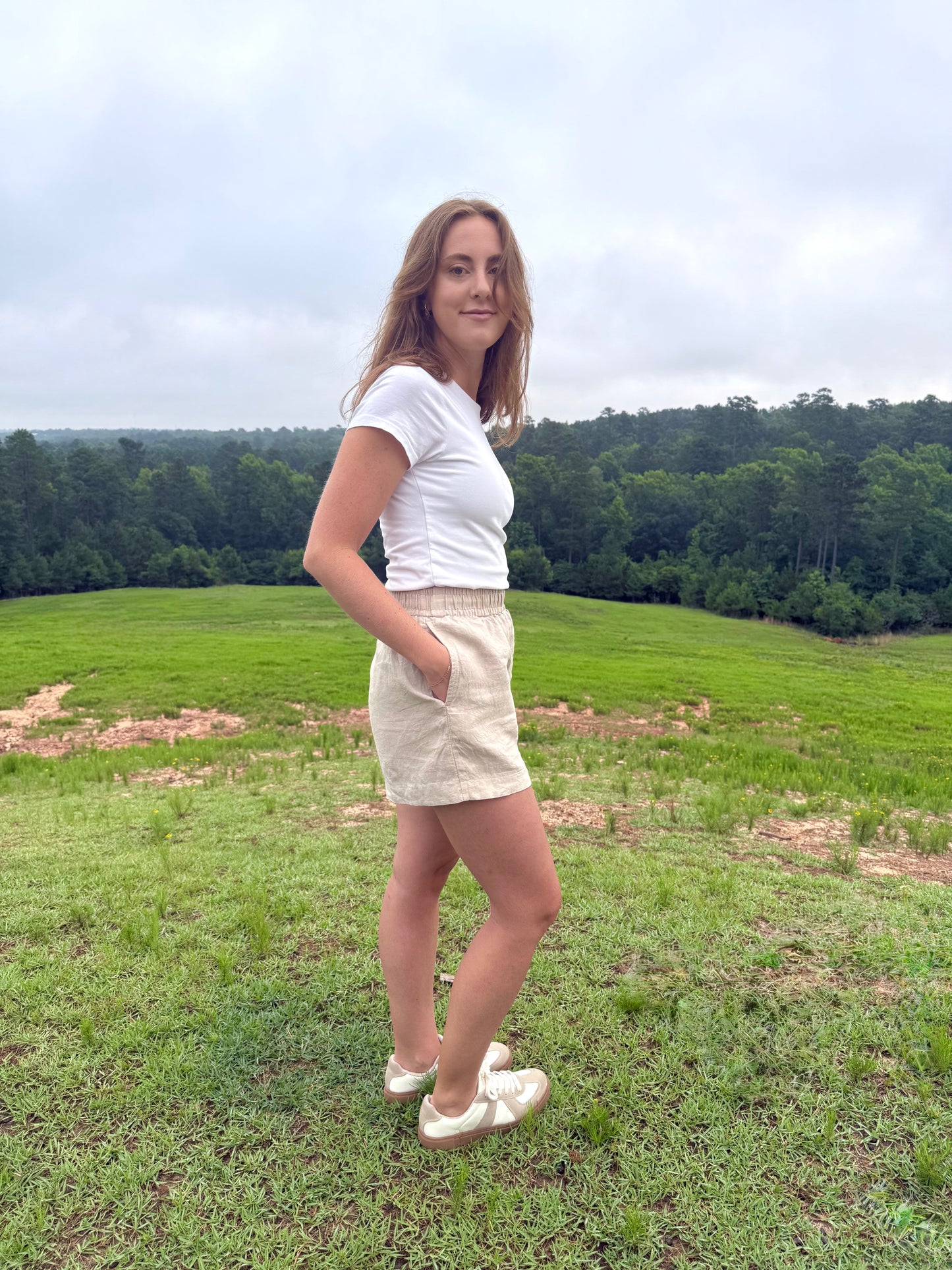Margo Shorts in Beige