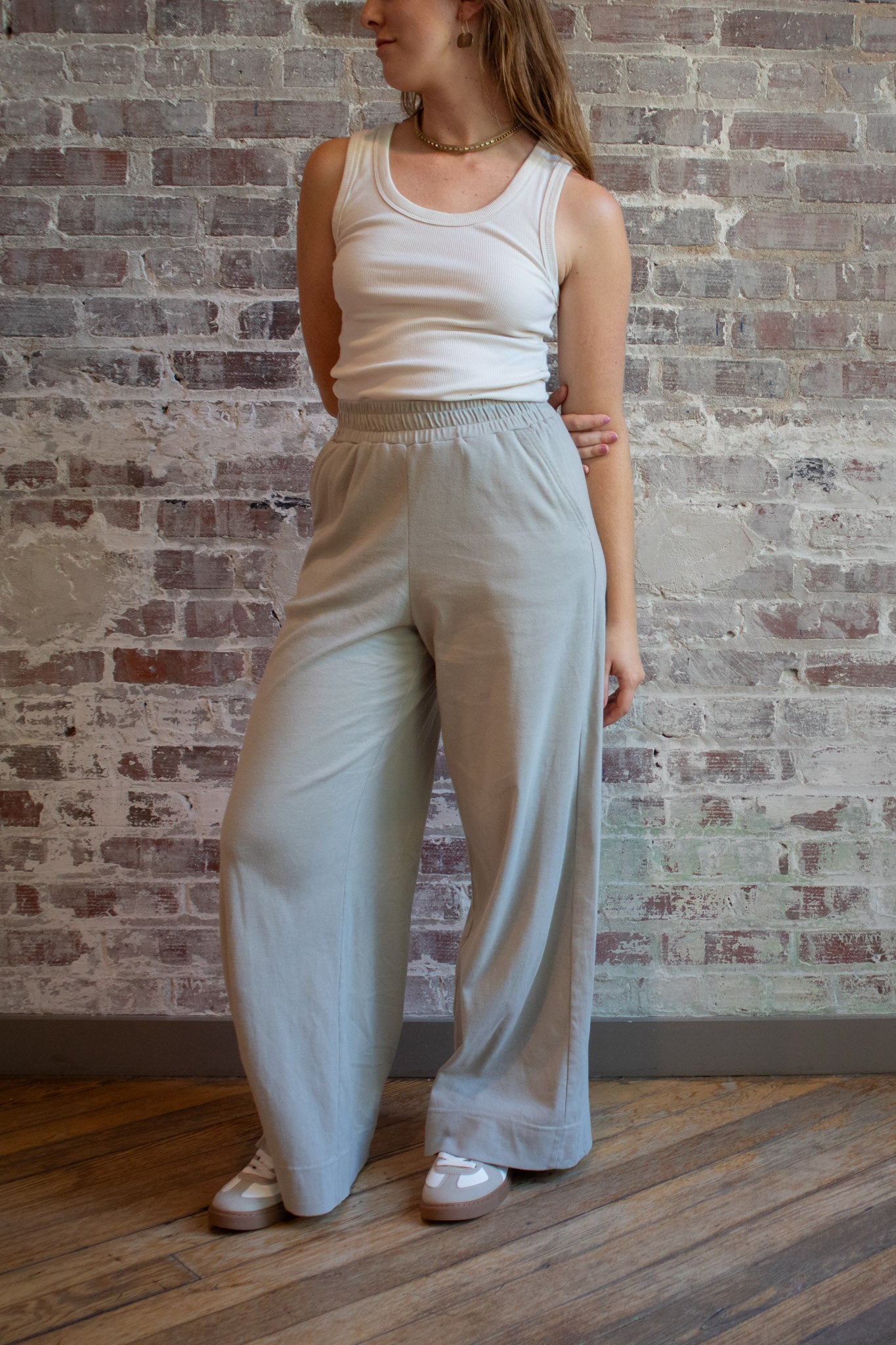 Natalie Pant in Tan